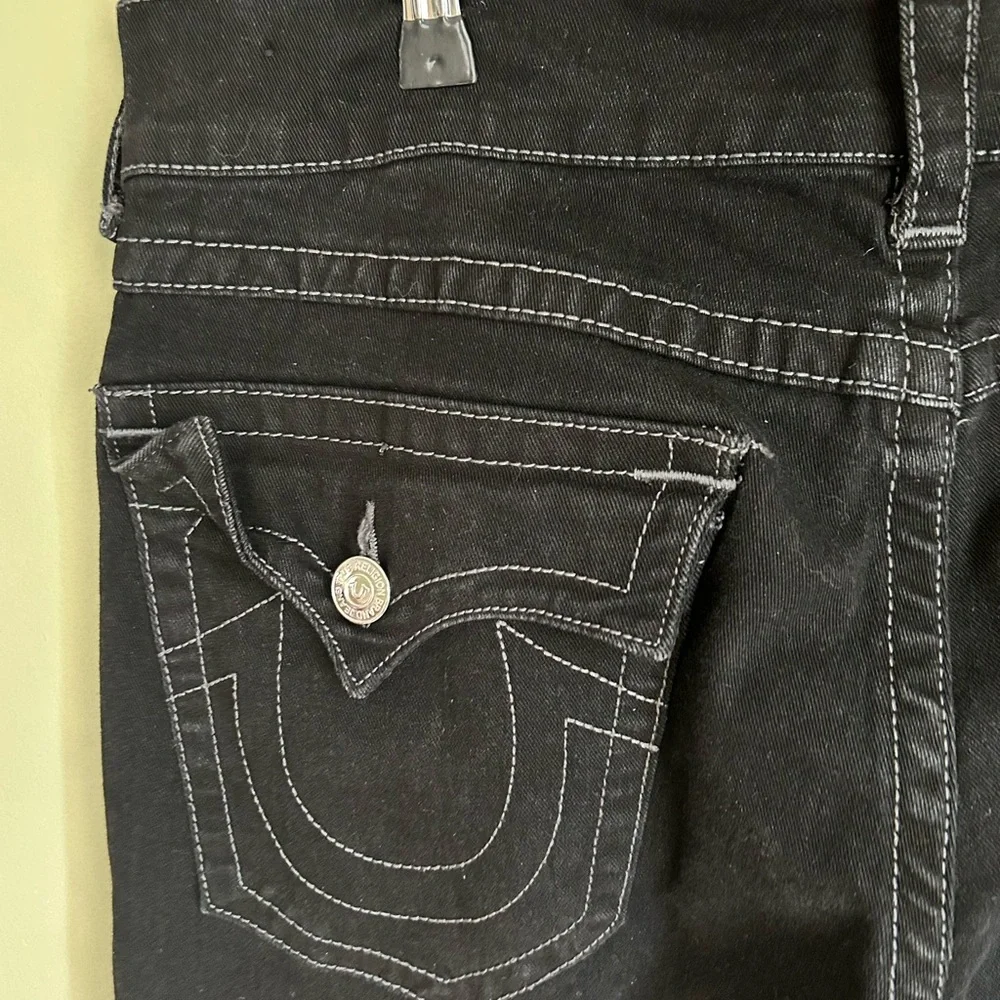 True Religion Ricky Relaxed Straight flap. Black size 32. Great shape!